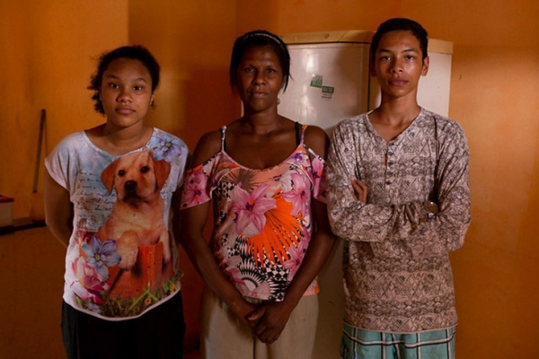 Romilda Evangelista, mãe solo de 44 anos, vive em Ipatinga (MG) com dois filhos adolescentes / Foto: Nilmar Lage