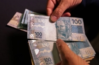 PIS/Pasep: Valor do abono vai subir em 1º de maio, quando mínimo será de R$ 1.320