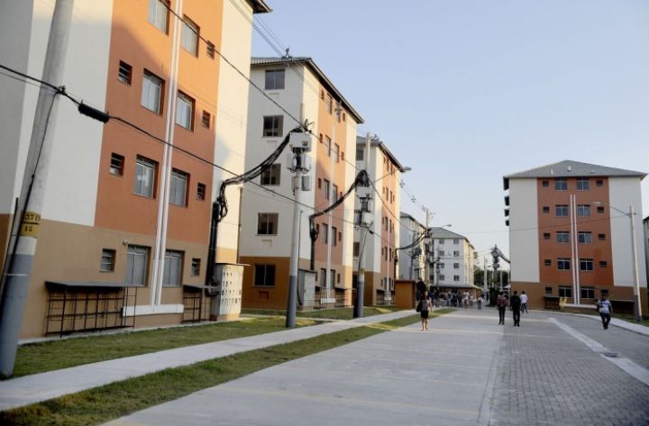 Lula retoma Minha Casa Minha Vida e vai entregar 3 mil moradias no dia 14, na Bahia