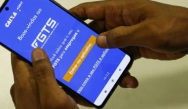 FGTS deve distribuir lucros entre os trabalhadores; valor será depositado em agosto